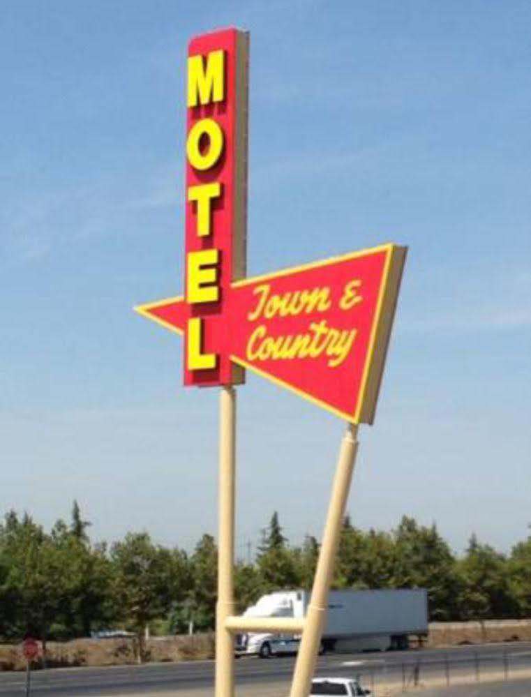 Town & Country Motel Livingston 外观 照片