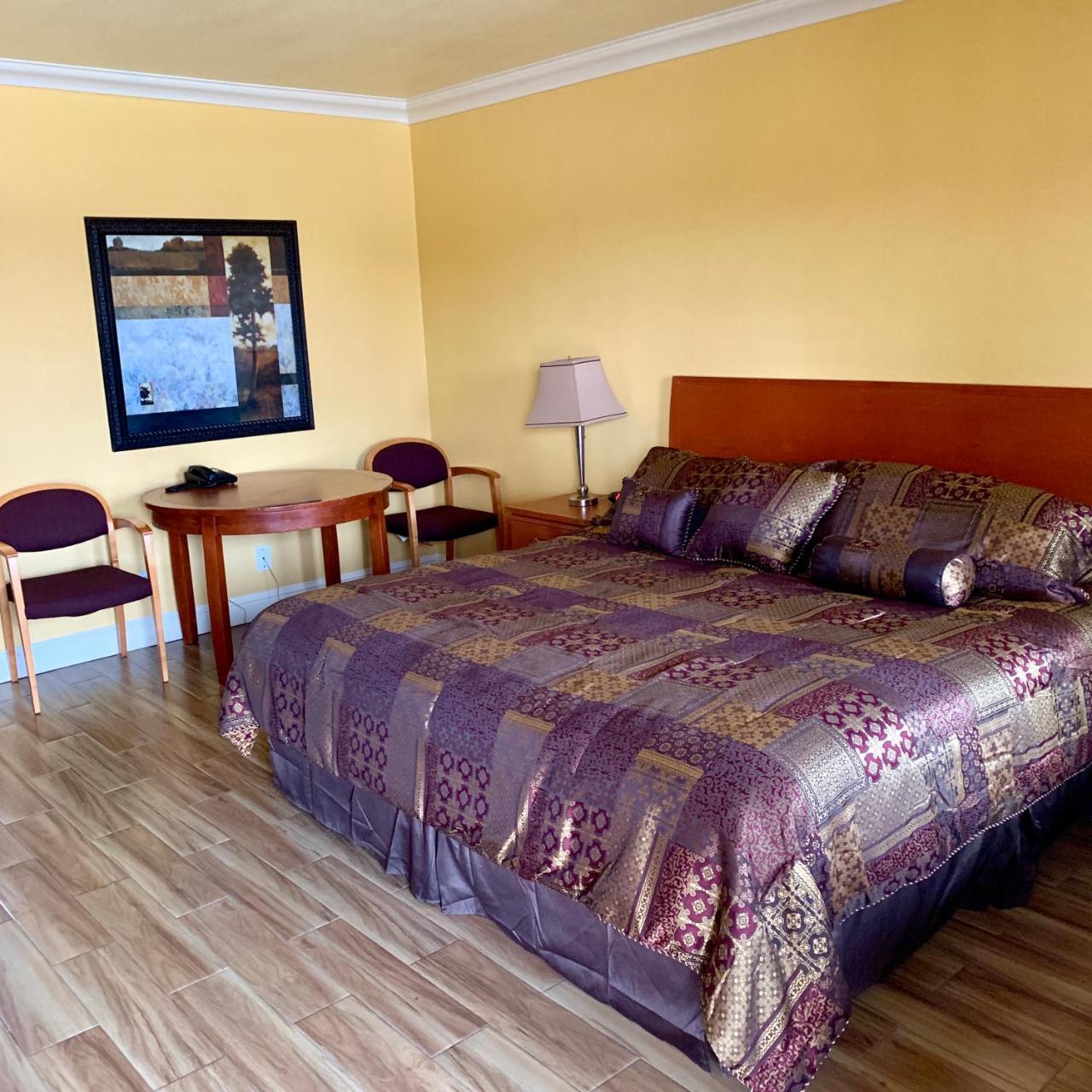 Town & Country Motel Livingston 外观 照片